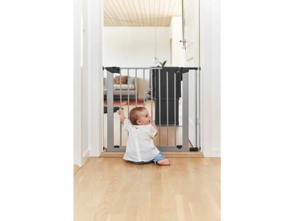 549-1_70117-babydan-asta-silver-with-1-ext-girl-grabs-gate-s
